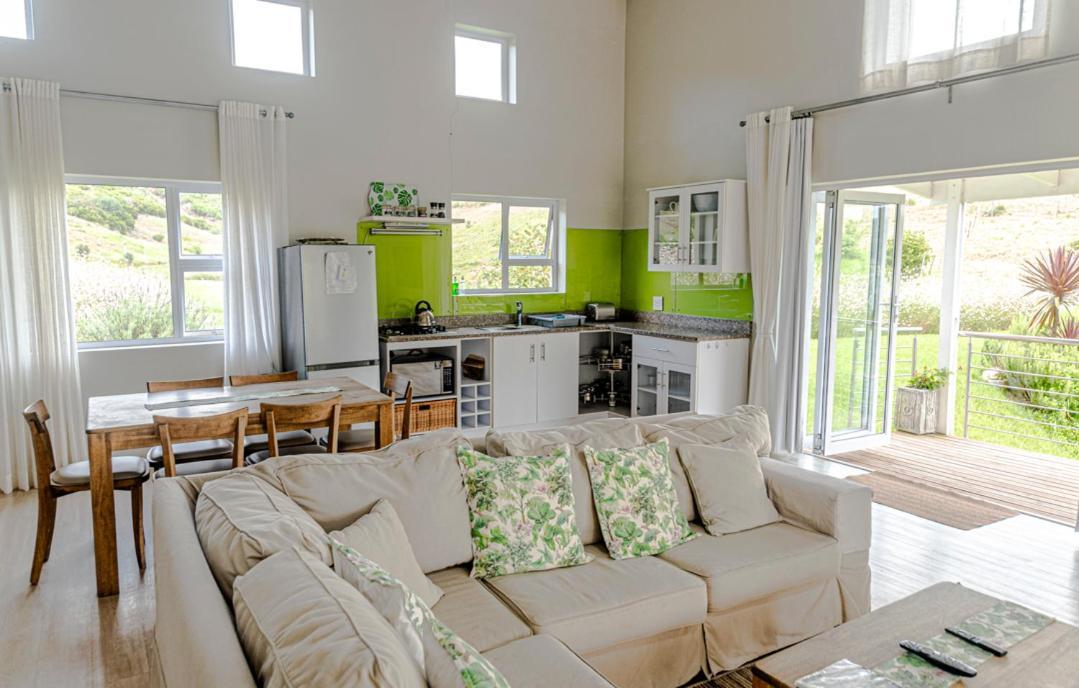 The Suites At Waterryk Eco Guest Farm Стилбай Экстерьер фото